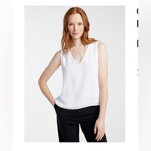 CONTEMPORAINE Minimalist V-neck tank top, sz med